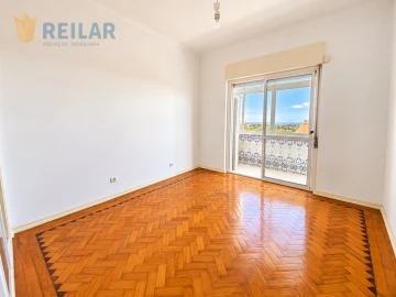 Apartamento T2 para Venda em Alverca do Ribatejo e Sobralinho