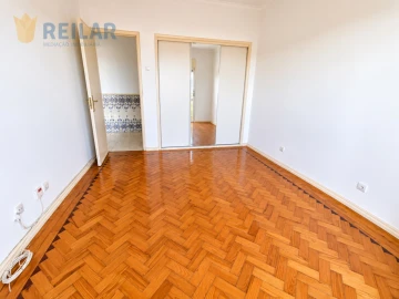 Apartamento T2 para Venda em Alverca do Ribatejo e Sobralinho
