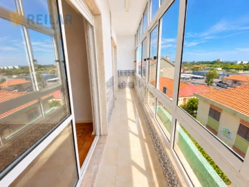 Apartamento T2 para Venda em Alverca do Ribatejo e Sobralinho