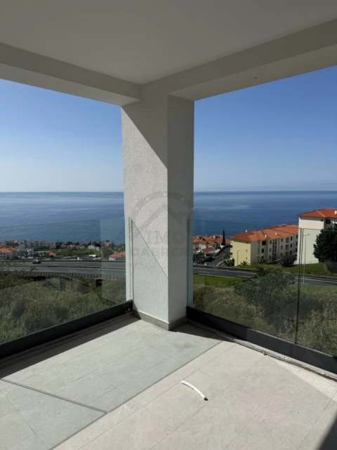 Apartamento T3 para Venda em Caniço