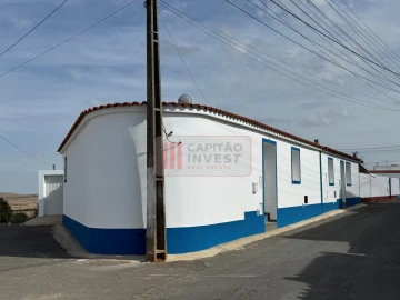 Moradia T2 para Venda em Panoias e Conceição