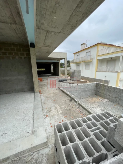 Moradia T3 para Venda em Sesimbra (Castelo)