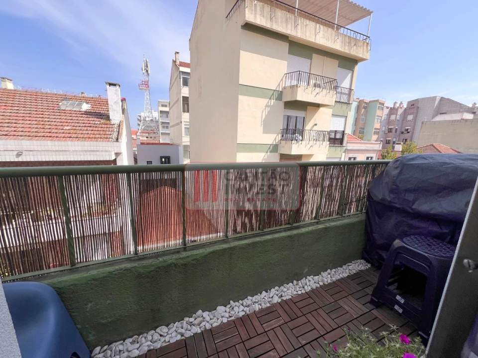 Apartamento T2 para Venda em Barreiro e Lavradio Foto 12