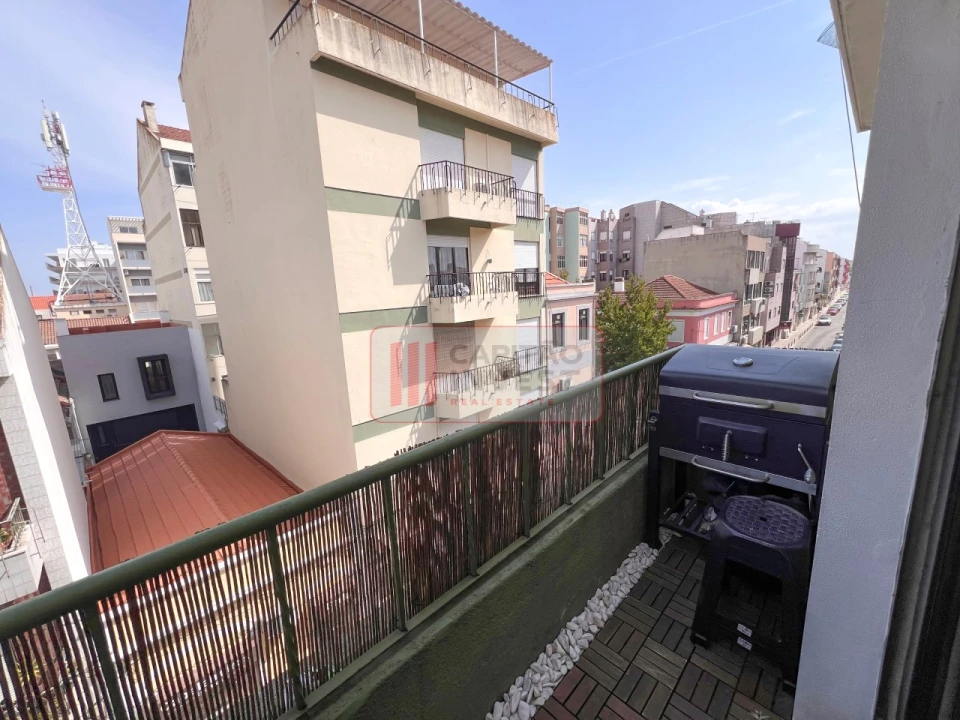 Apartamento T2 para Venda em Barreiro e Lavradio Foto 13