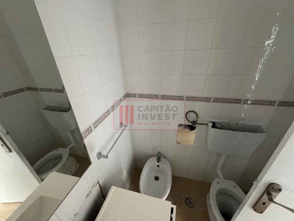 Apartamento T2 para Venda em Costa da Caparica Foto 11