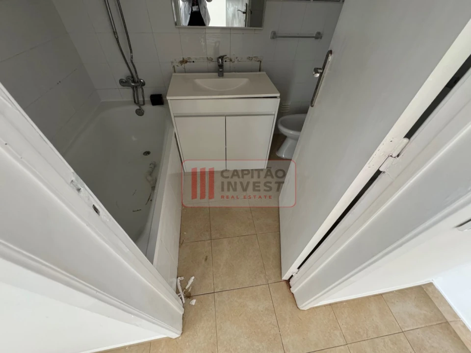 Apartamento T2 para Venda em Costa da Caparica Foto 13