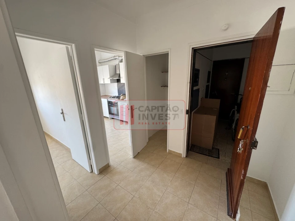 Apartamento T2 para Venda em Costa da Caparica Foto 39