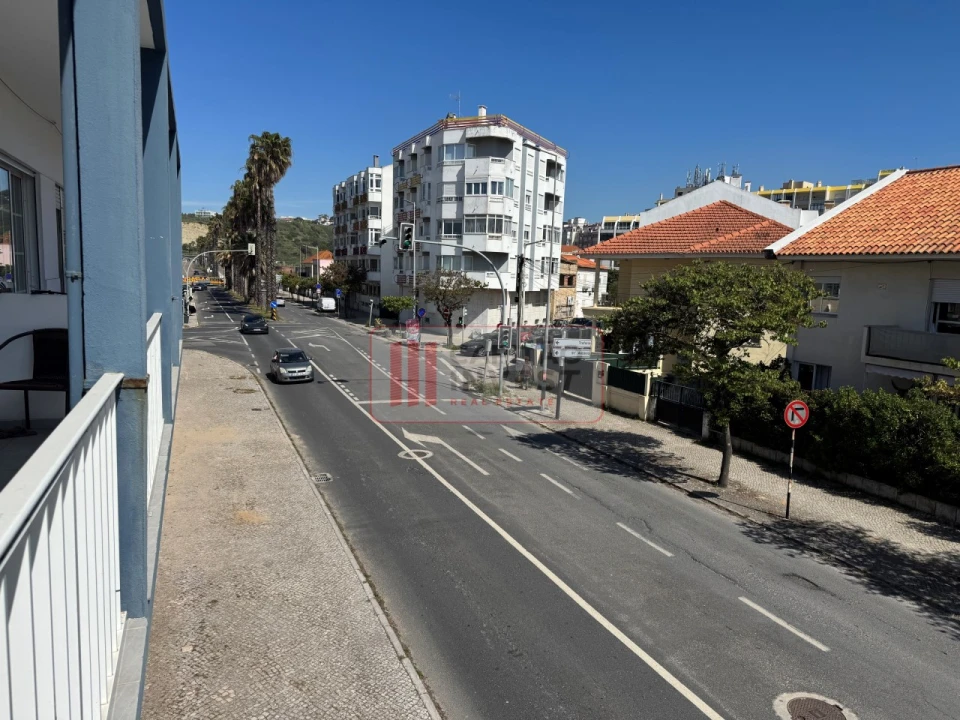 Apartamento T2 para Venda em Costa da Caparica Foto 16