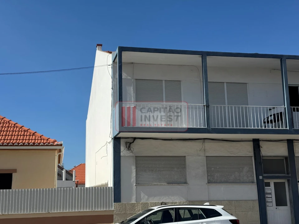 Apartamento T2 para Venda em Costa da Caparica Foto 41