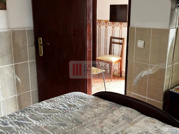 Moradia T1 para Venda em Santa Cruz