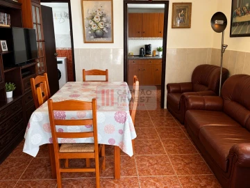 Moradia T1 para Venda em Santa Cruz