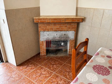 Moradia T1 para Venda em Santa Cruz