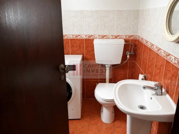 Moradia T1 para Venda em Santa Cruz