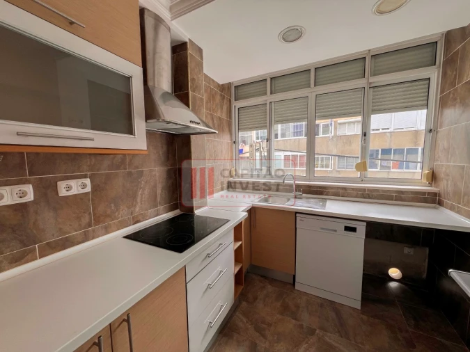 Apartamento T3 para Venda em Almada, Cova da Piedade, Pragal e Cacilhas Foto 6