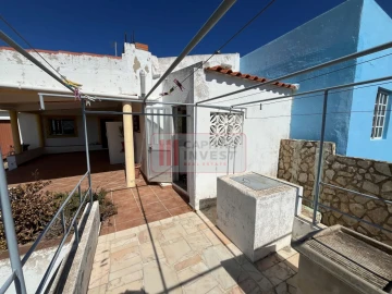 Moradia T3 para Venda em Moncarapacho e Fuseta