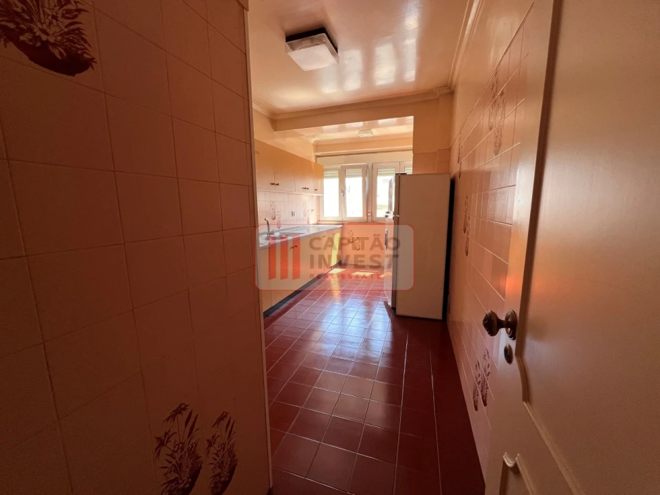 Apartamento T2 para Venda em Benfica Foto 18