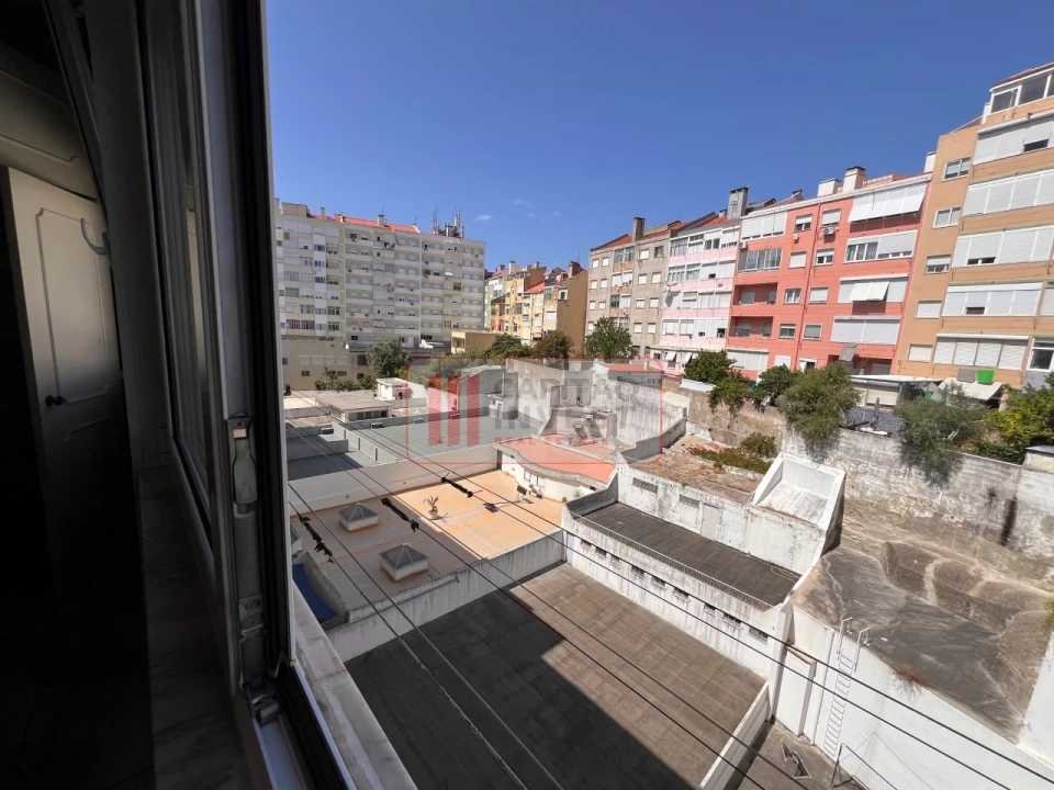 Apartamento T2 para Venda em Benfica Foto 41