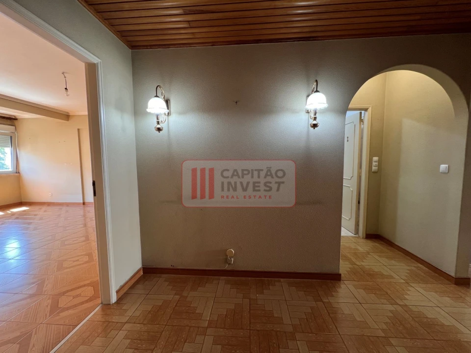 Apartamento T2 para Venda em Benfica Foto 23