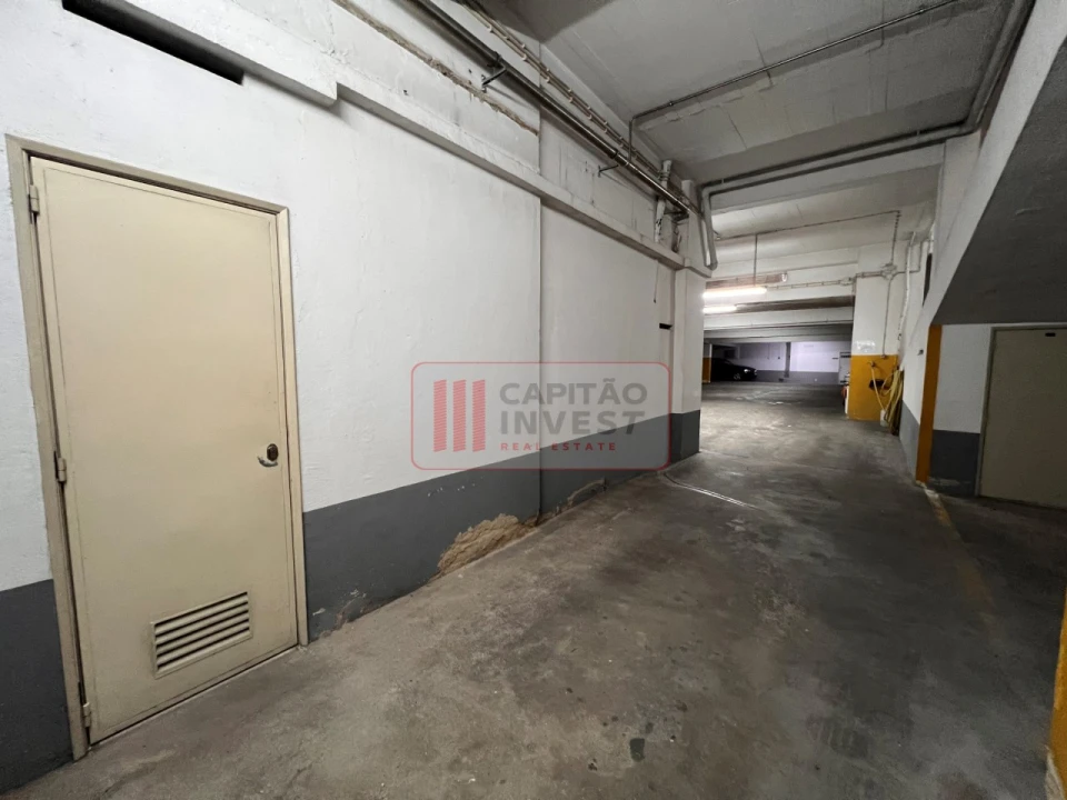 Apartamento T2 para Venda em Benfica Foto 56