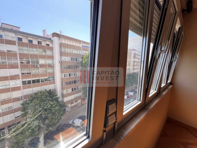 Apartamento T2 para Venda em Benfica Foto 15