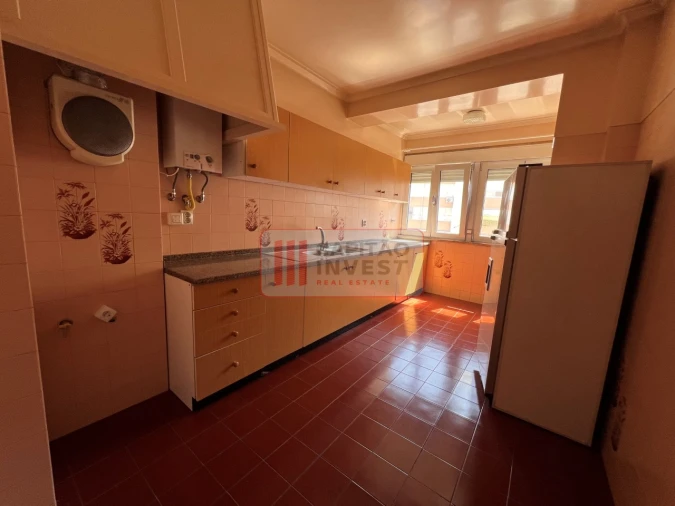 Apartamento T2 para Venda em Benfica Foto 19