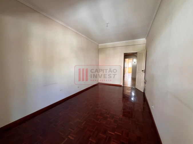 Apartamento T2 para Venda em Benfica Foto 25