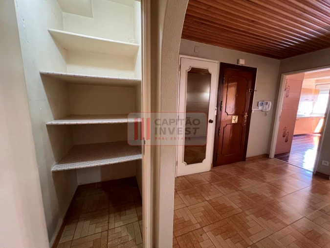 Apartamento T2 para Venda em Benfica Foto 42