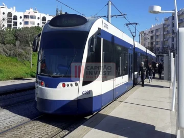 Moradia T4 para Venda em Charneca de Caparica e Sobreda