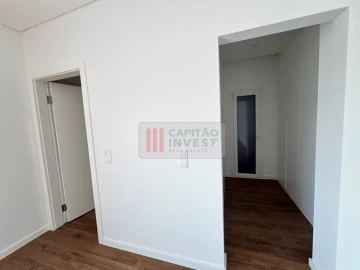Moradia T4 para Venda em Charneca de Caparica e Sobreda