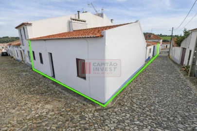 Moradia T3 para Venda em Vila Ruiva
