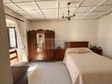 Moradia T3 para Venda em Vila Ruiva