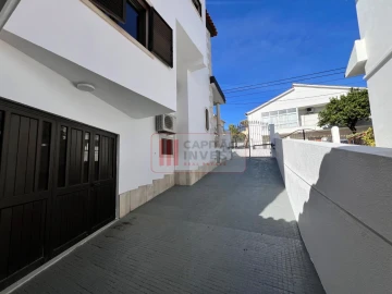 Moradia T4 para Venda em Corroios