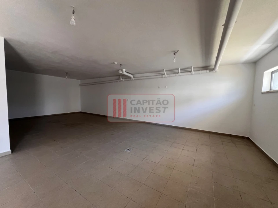 Moradia T4 para Venda em Laranjeiro e Feijó Foto 50