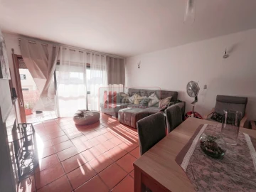 Moradia T3 para Venda em Charneca de Caparica e Sobreda