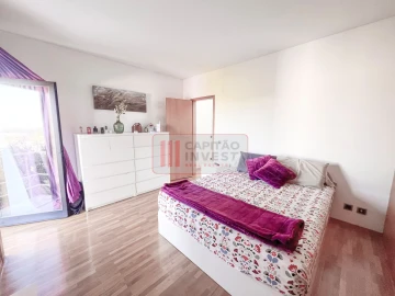 Moradia T3 para Venda em Charneca de Caparica e Sobreda