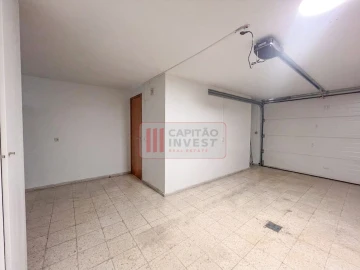 Moradia T3 para Venda em Charneca de Caparica e Sobreda