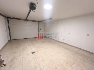 Moradia T3 para Venda em Charneca de Caparica e Sobreda
