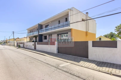 Moradia T4 para Venda em Fernao Ferro