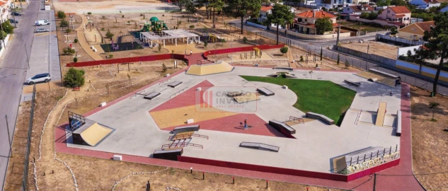 Moradia T4 para Venda em Fernao Ferro