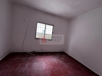 Moradia T3 para Venda em Charneca de Caparica e Sobreda