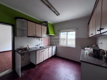Moradia T3 para Venda em Charneca de Caparica e Sobreda