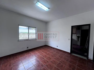 Moradia T3 para Venda em Charneca de Caparica e Sobreda