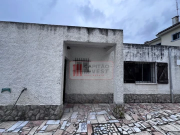 Moradia T3 para Venda em Charneca de Caparica e Sobreda