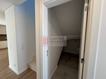 Moradia T4 para Venda em Charneca de Caparica e Sobreda