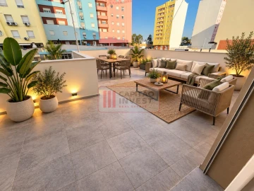 Apartamento T3 para Venda em Corroios