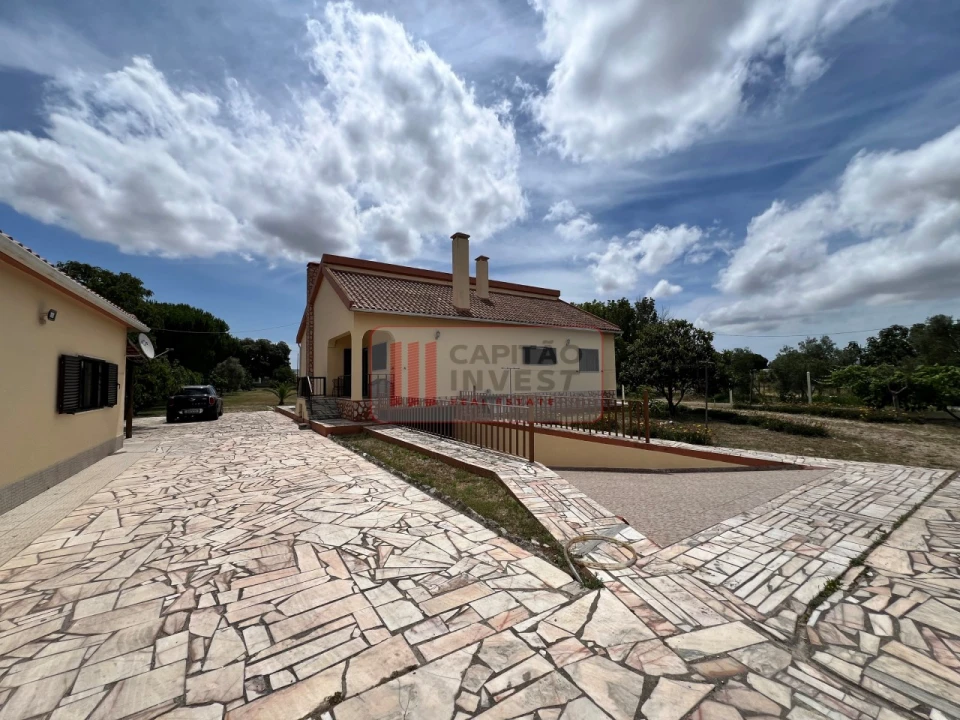 Moradia T3 para Venda em Moita Foto 2