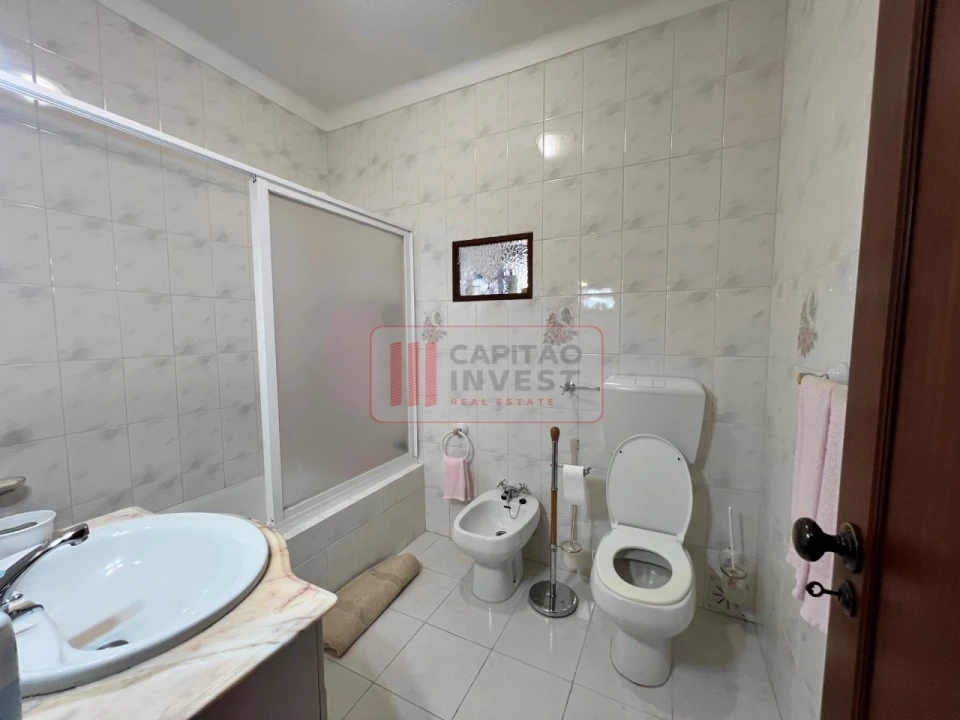 Moradia T3 para Venda em Moita Foto 21
