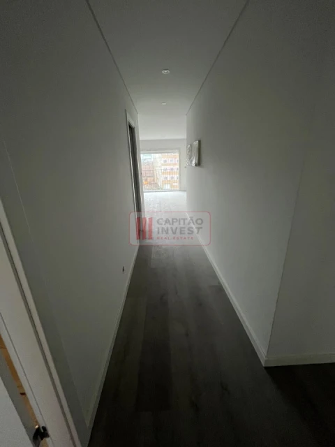 Apartamento T2 para Venda em Corroios