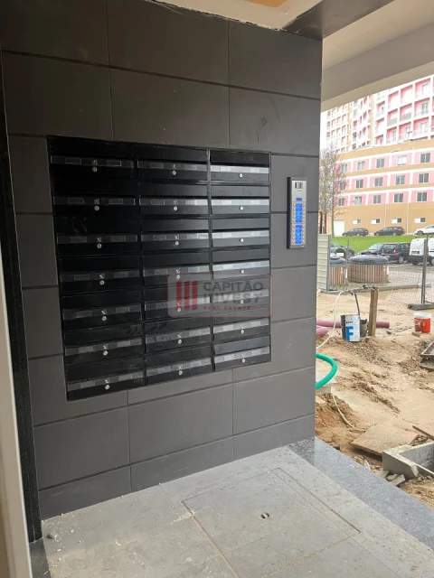 Apartamento T2 para Venda em Corroios