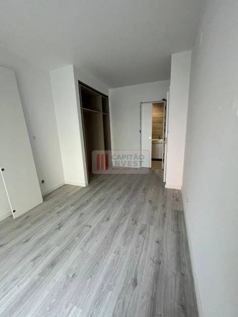 Apartamento T2 para Venda em Corroios